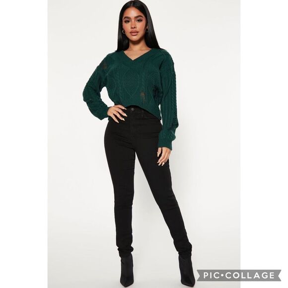 NWT Fashion Nova Green Distressed  Cropped Cable Knit Long Sleeve Size 2X - Picture 1 of 7